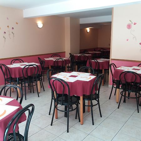 Somriu Hotel City M28 Andorra la Vella Dış mekan fotoğraf