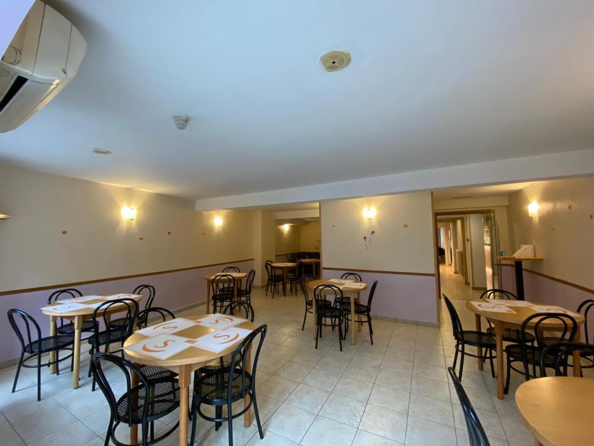 Somriu Hotel City M28 Andorra la Vella Dış mekan fotoğraf