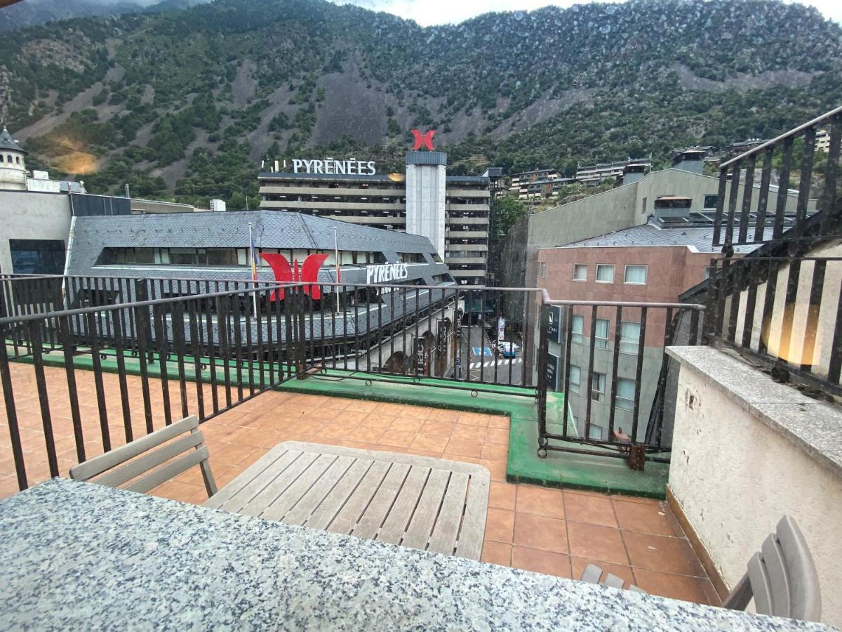 Somriu Hotel City M28 Andorra la Vella Dış mekan fotoğraf