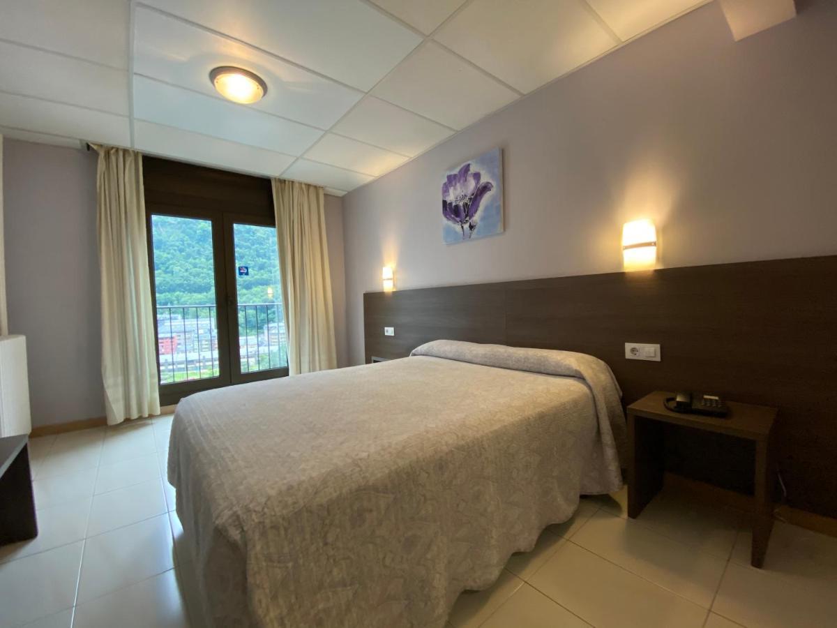 Somriu Hotel City M28 Andorra la Vella Dış mekan fotoğraf