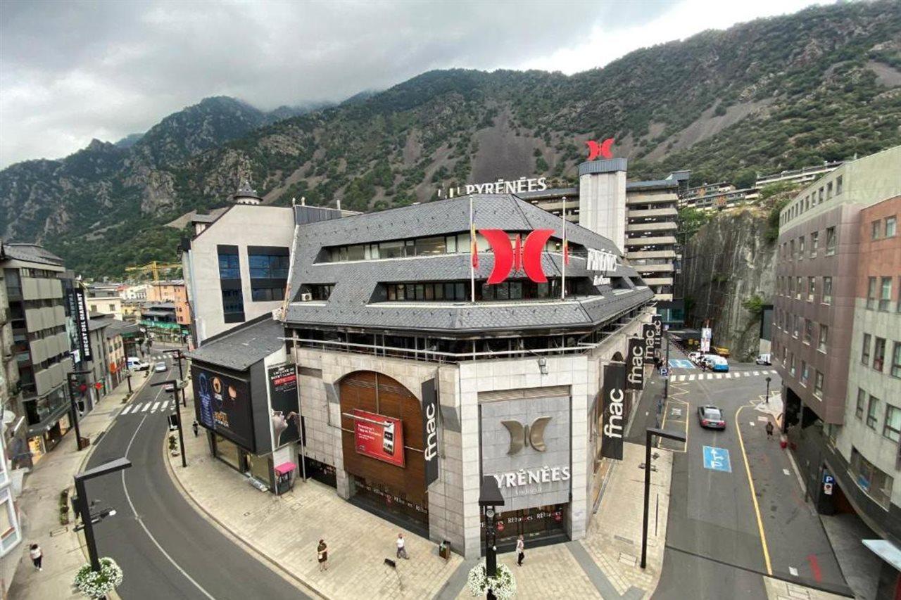 Somriu Hotel City M28 Andorra la Vella Dış mekan fotoğraf