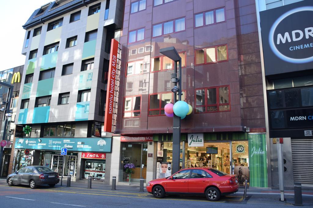 Somriu Hotel City M28 Andorra la Vella Dış mekan fotoğraf