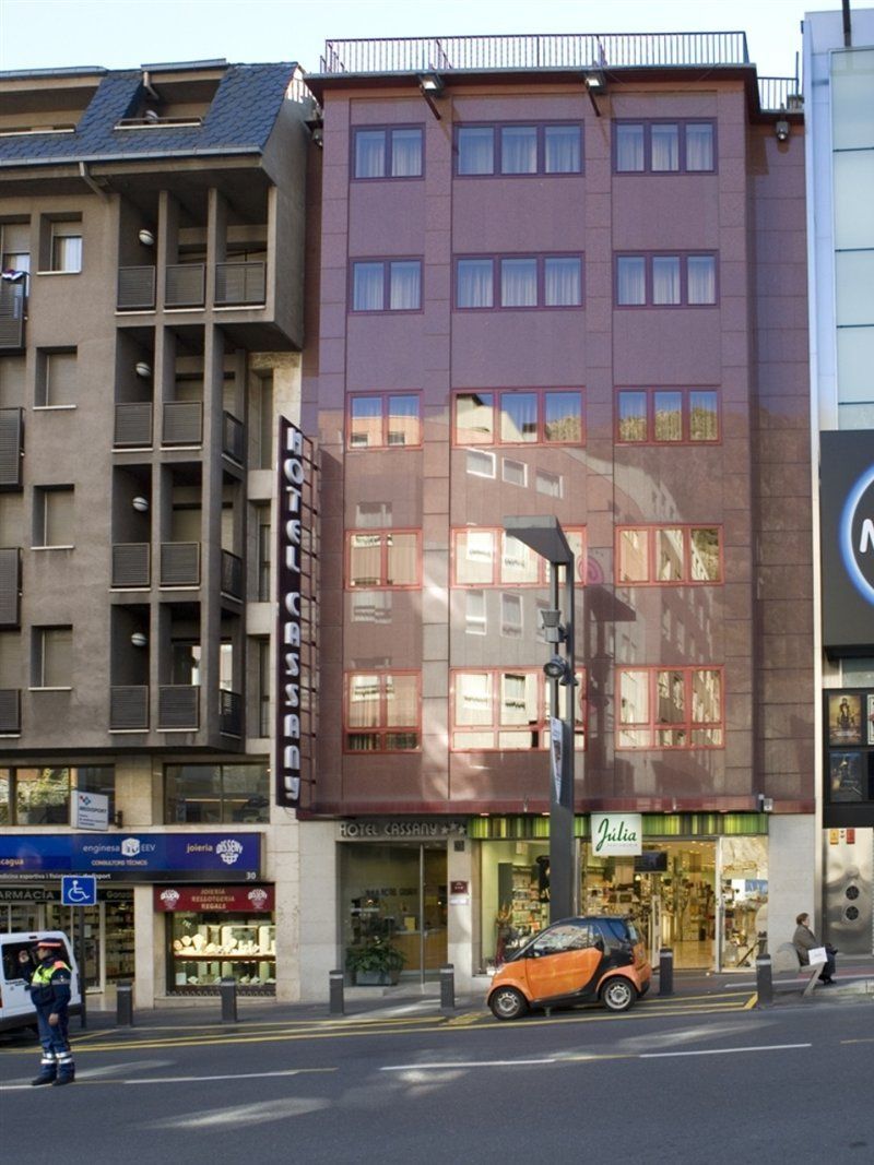Somriu Hotel City M28 Andorra la Vella Dış mekan fotoğraf