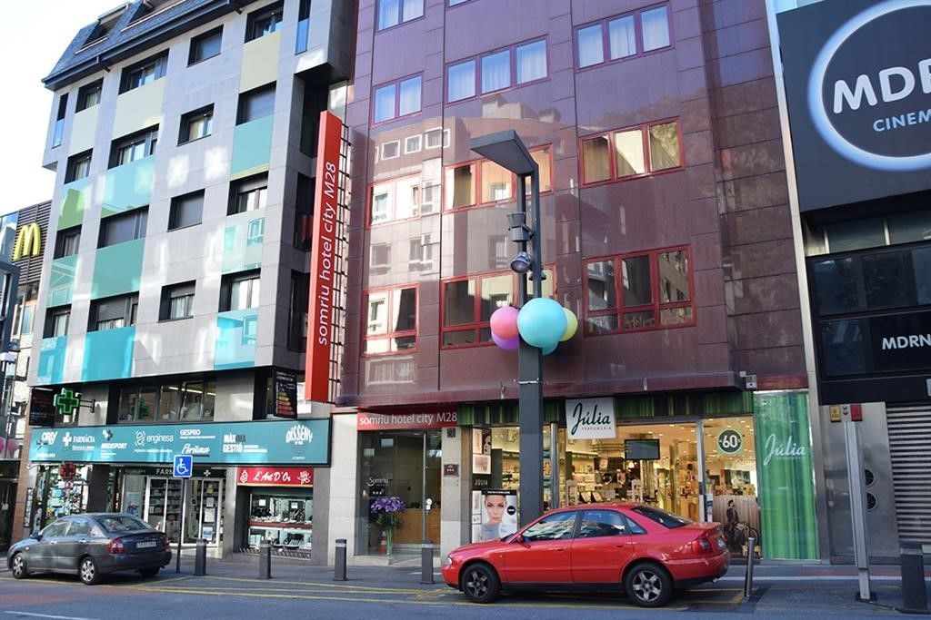 Somriu Hotel City M28 Andorra la Vella Dış mekan fotoğraf