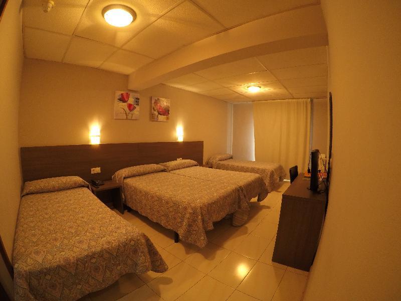 Somriu Hotel City M28 Andorra la Vella Dış mekan fotoğraf