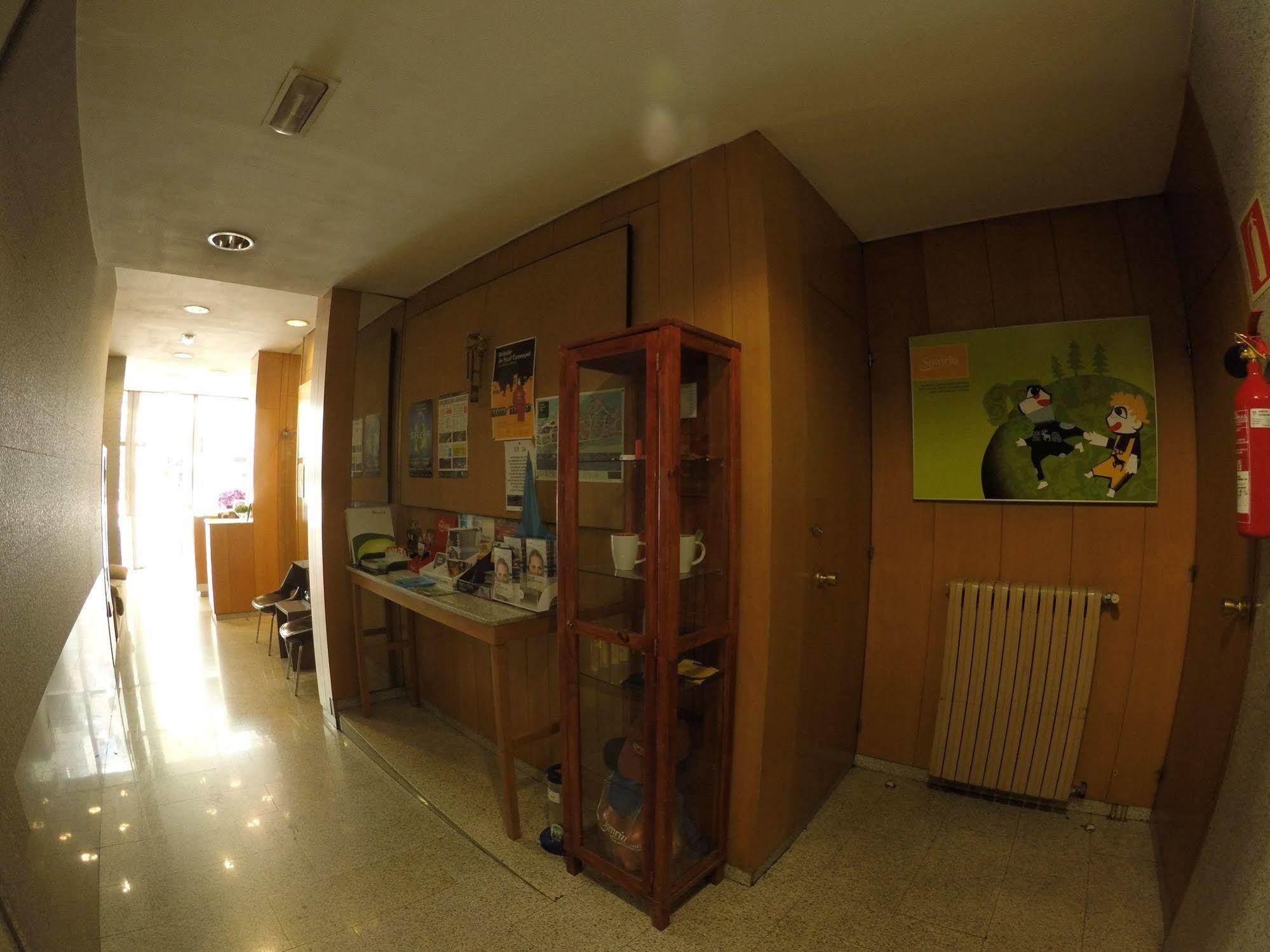 Somriu Hotel City M28 Andorra la Vella Dış mekan fotoğraf