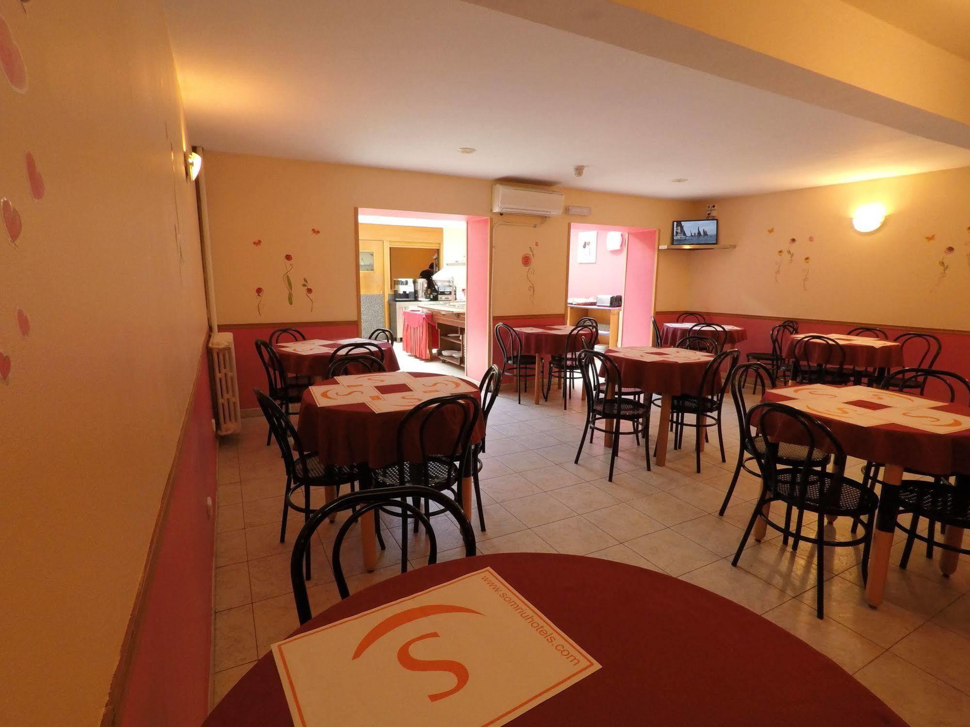 Somriu Hotel City M28 Andorra la Vella Dış mekan fotoğraf